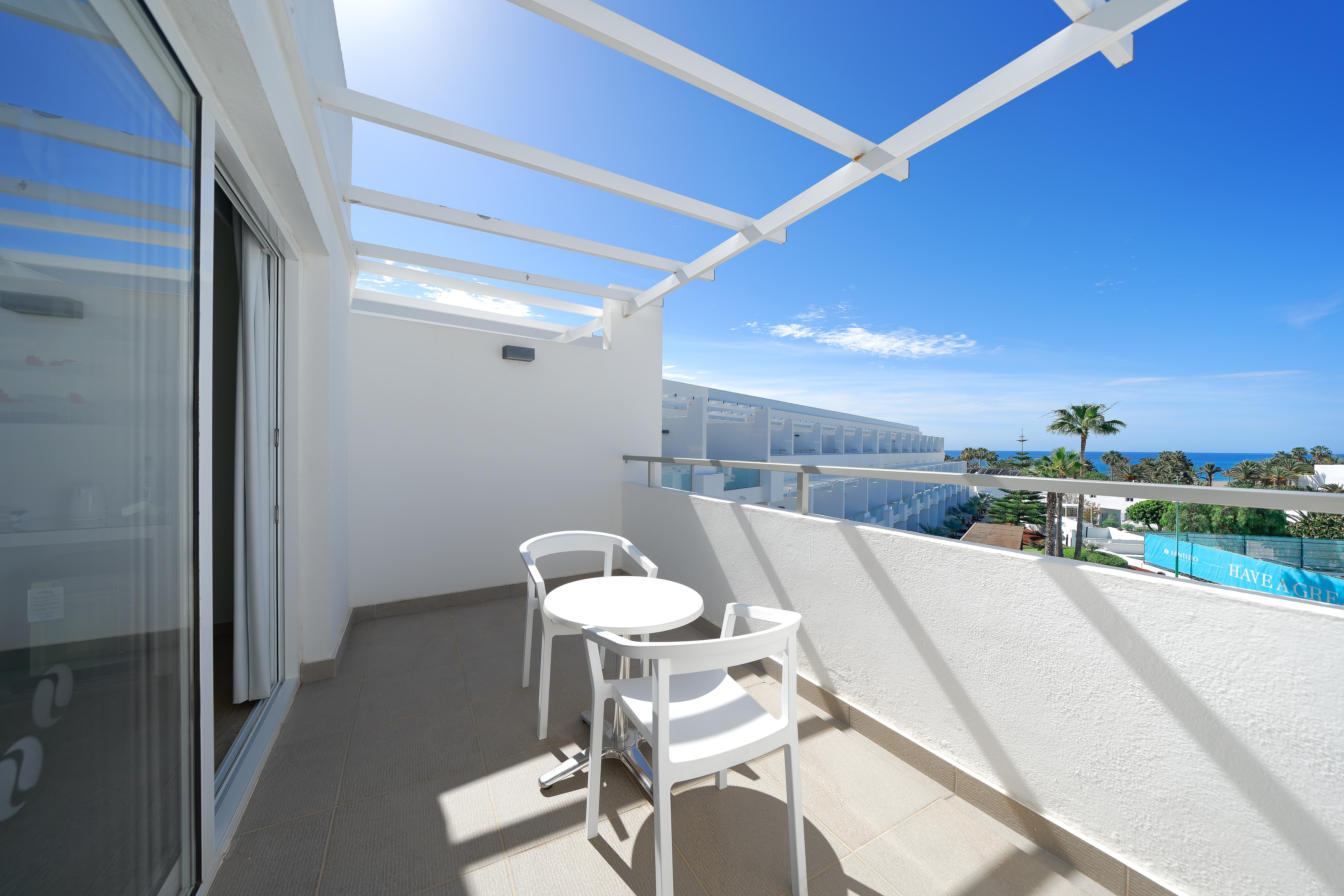 Aequora Lanzarote Suites Puerto del Carmen  Eksteriør billede